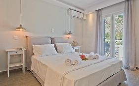 Antikri Villas